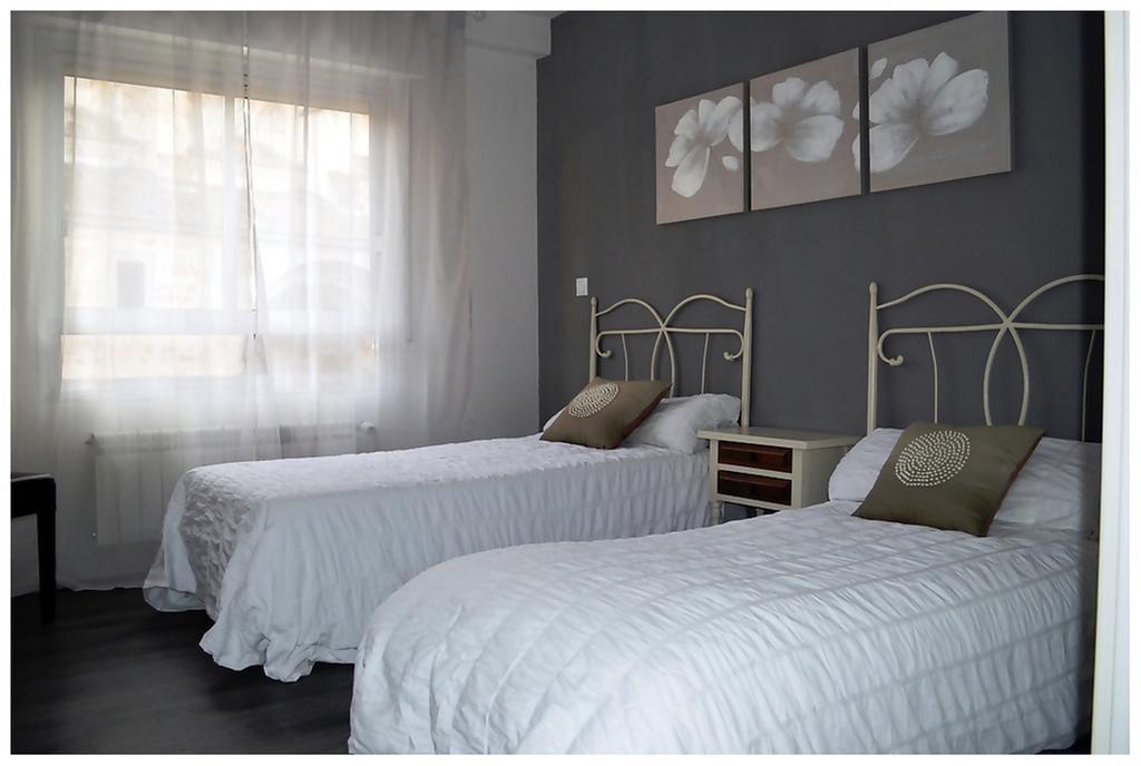 Colegiata Home Талавера де ла Рейна Екстериор снимка